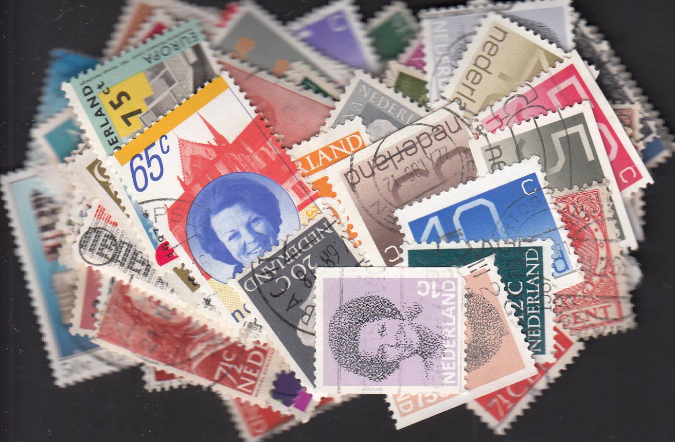 Dutch stamps - Large & small stamps - 175 Stamps