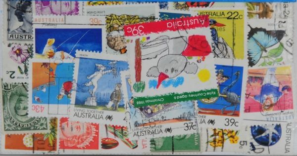 Australia 100 Stamps (L14)