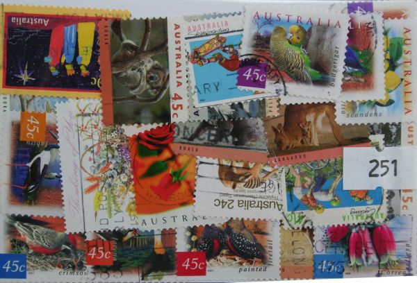 Australia 25 Stamps (251)