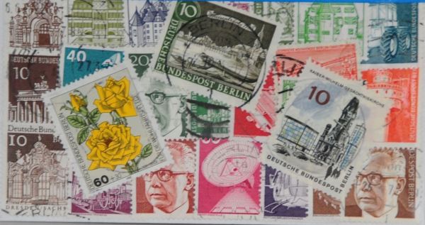 Berlin 25 Stamps (L31)