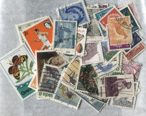 British Colonies 50 Stamps (L110)