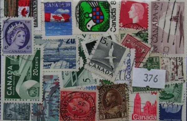 Canada 25 Stamps (376)