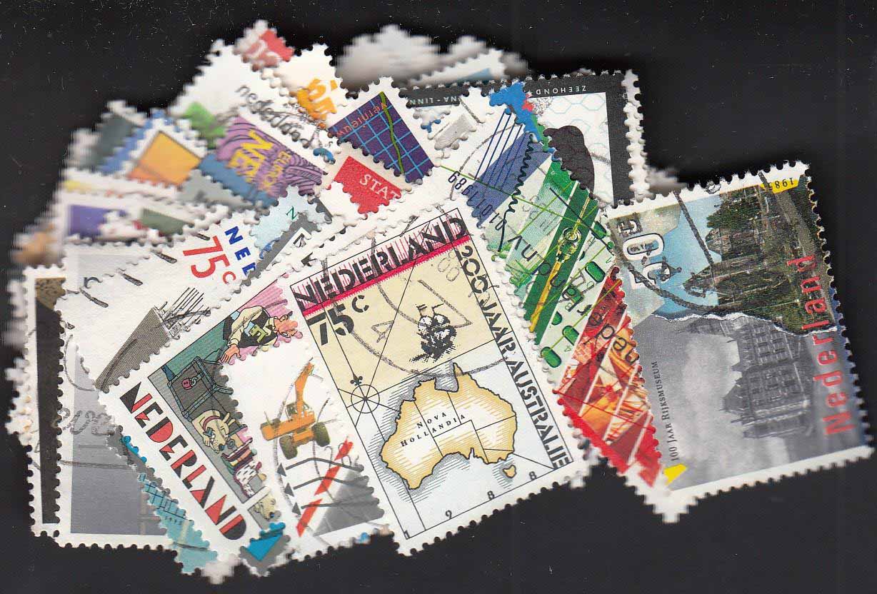 Dutch stamps - Large format - 100 Stamps