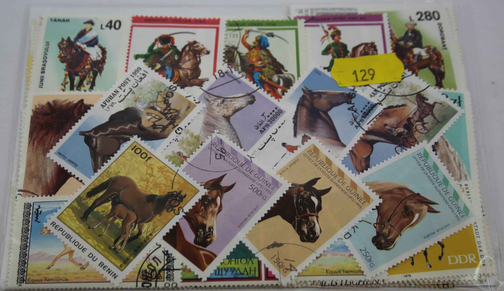 Horses 200 Stamps (129)