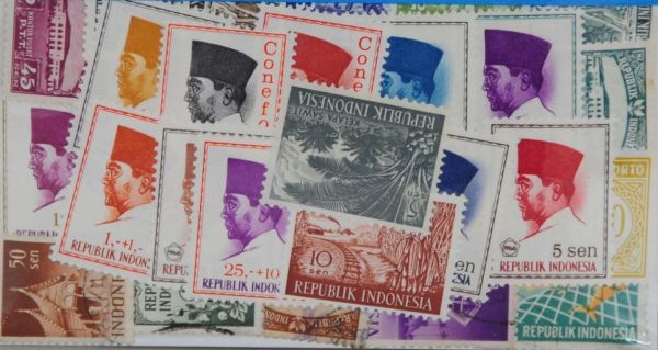 Indonesia 100 Stamps (L181)