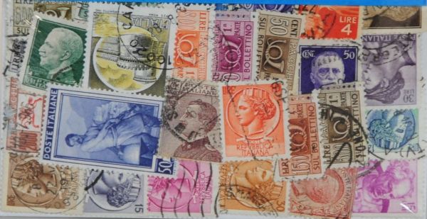 Italy 100 Stamps (L192)