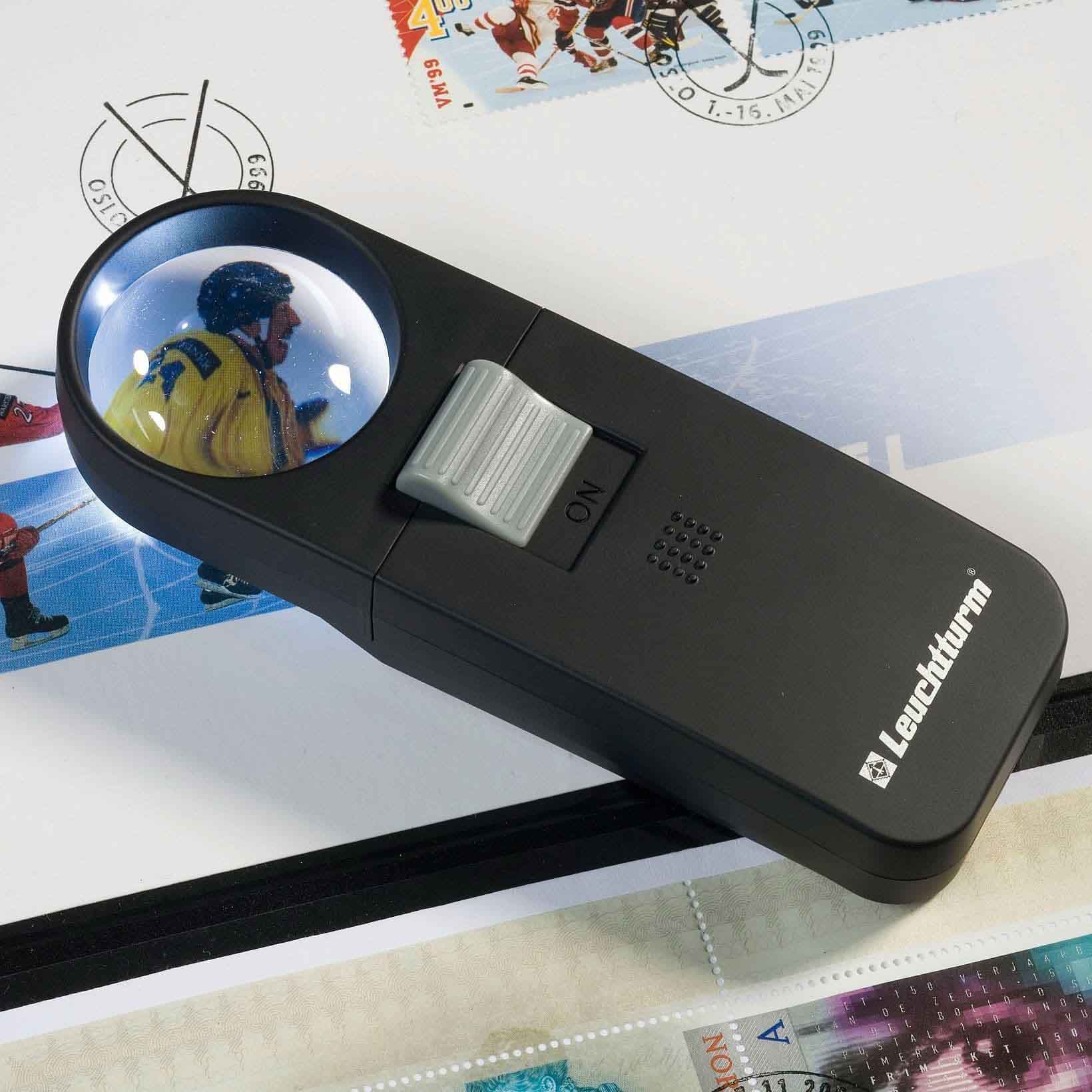 Pocket Magnifier 7x With Integrated LED Lamp