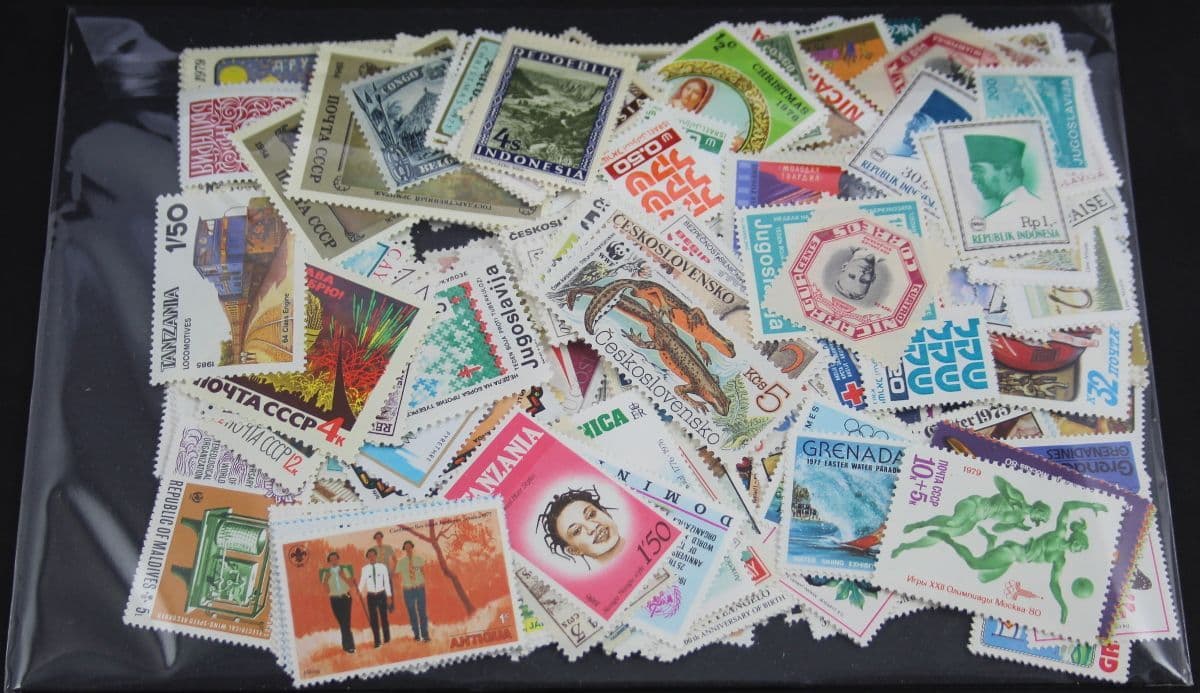 Worldwide 250+ Stamps (Mint) (w/ sheetlets) (683)