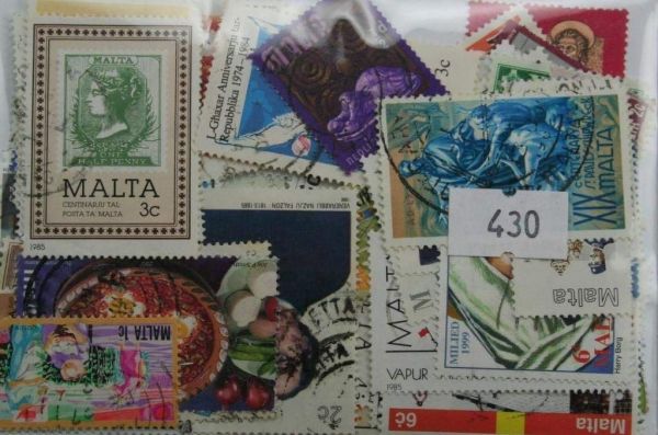 Malta 100 Stamps (430)