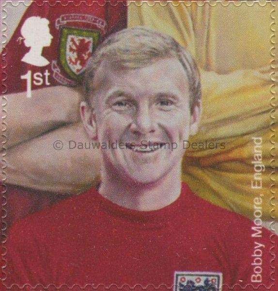 SG3476 1st Bobby Moore S/A 2013 Football Heroes I