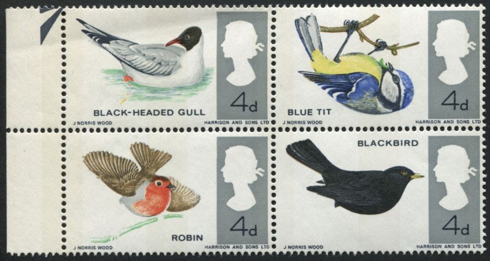 SG696p-699pJ 1966 Birds (phos) error missing Brown, with legless Robin and Blackbird, U/M