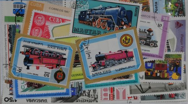 Trains 25 Stamps (M136)