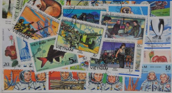 Vietnam 25 Stamps (L331)